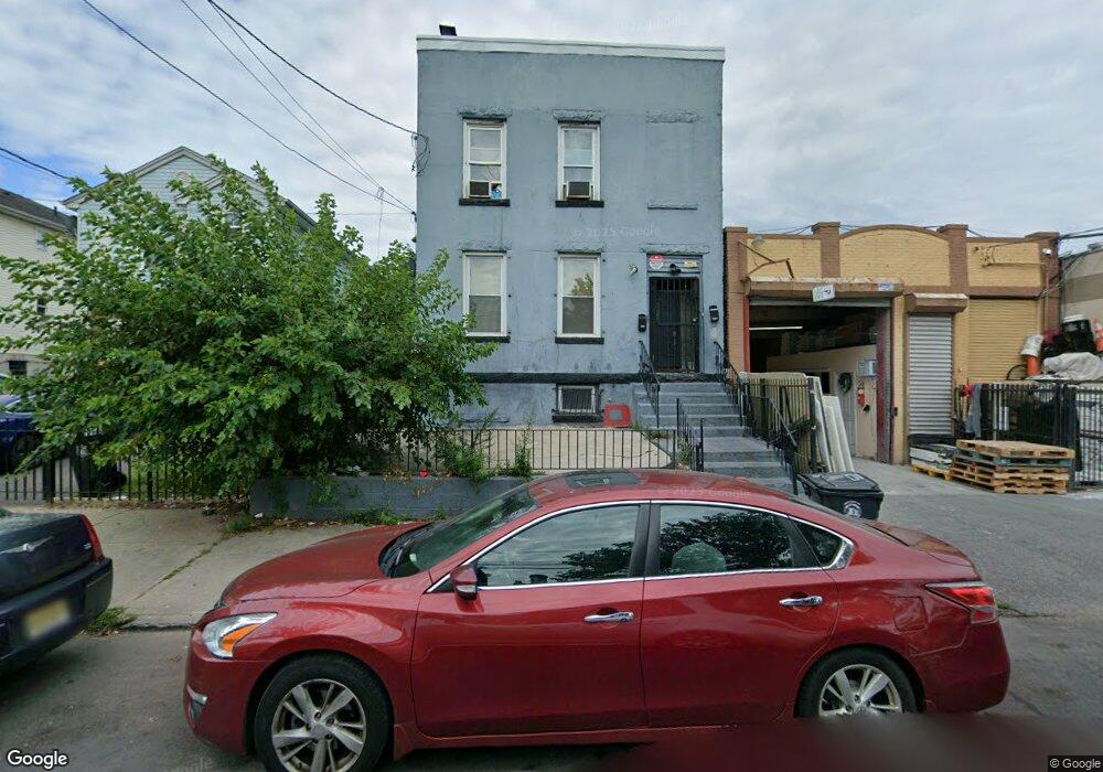 769 S 18th St, Newark, NJ 07103 - photo 1