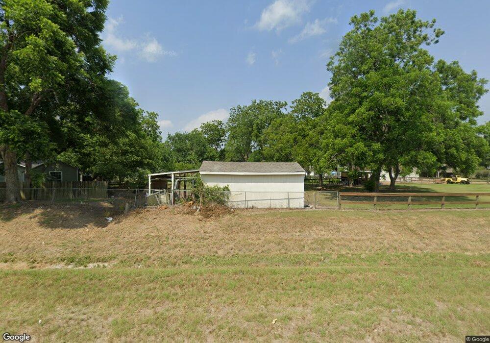 9402 Main St, Needville, TX 77461 - photo 1