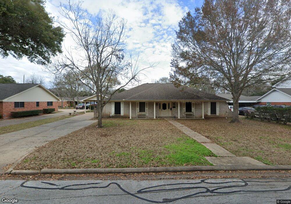 1111 Lindsey Dr, Rosenberg, TX 77471 - photo 1