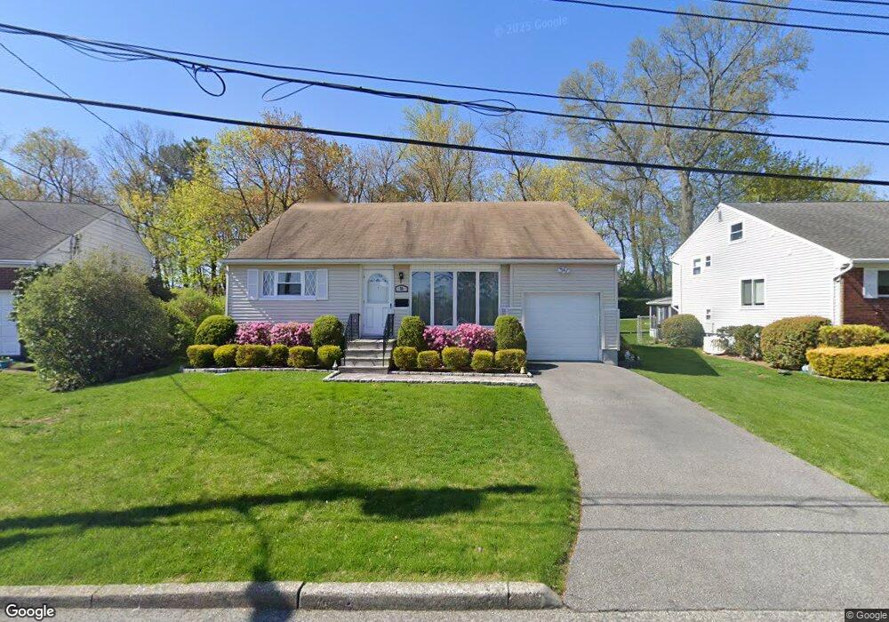 30 Westwind Rd, Yonkers, NY 10710 - photo 1