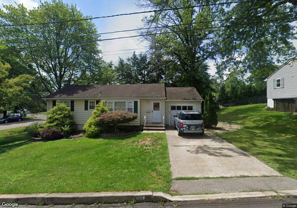803 Brooklyn Ave, Raritan, NJ 08869 - photo 1