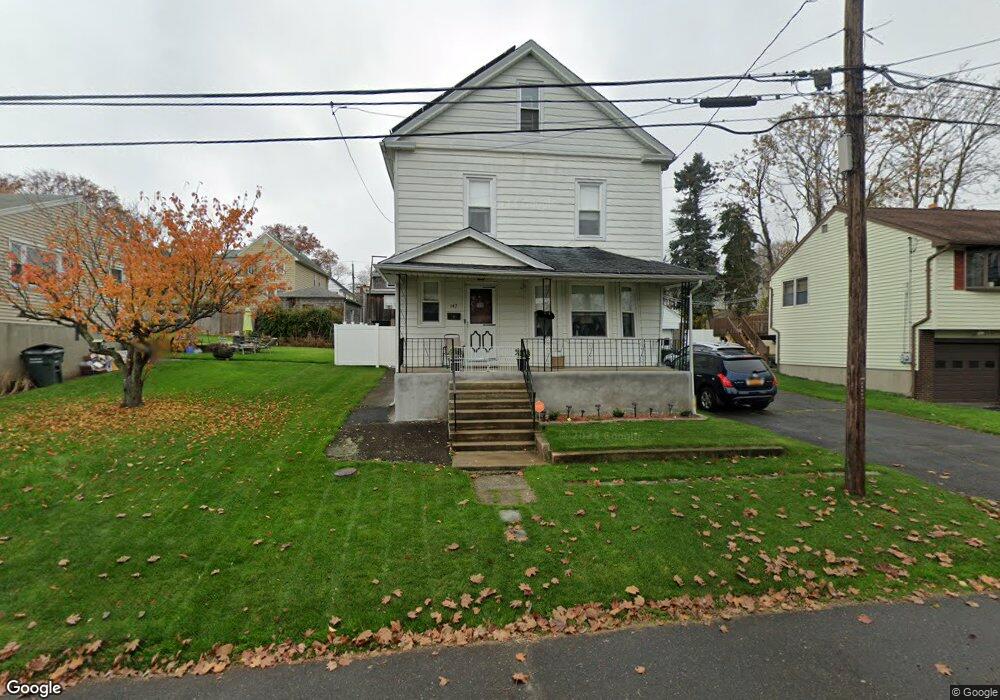 142 Holroyd St unit 2, Bridgeport, CT 06606 - photo 1