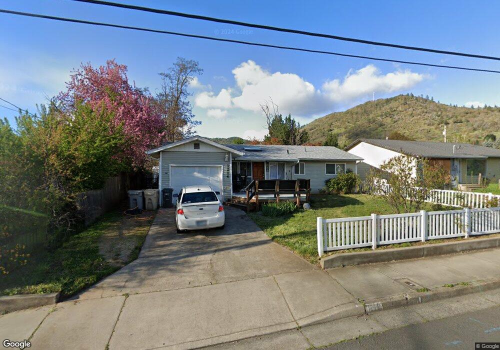1214 NE A St, Grants Pass, OR 97526 - photo 1