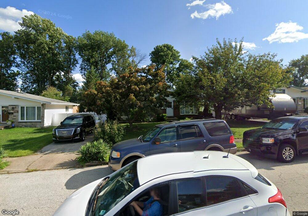 611 Warren Blvd, Broomall, PA 19008 - photo 1