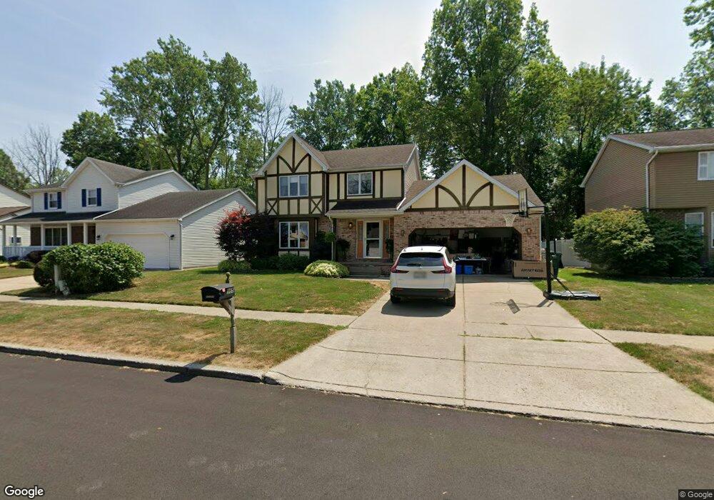 965 Castlebar Dr, North Tonawanda, NY 14120 - photo 1