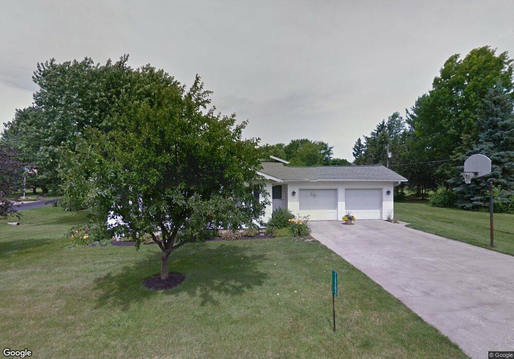 12285 Lora Dr, Kenton, OH 43326 - photo 1