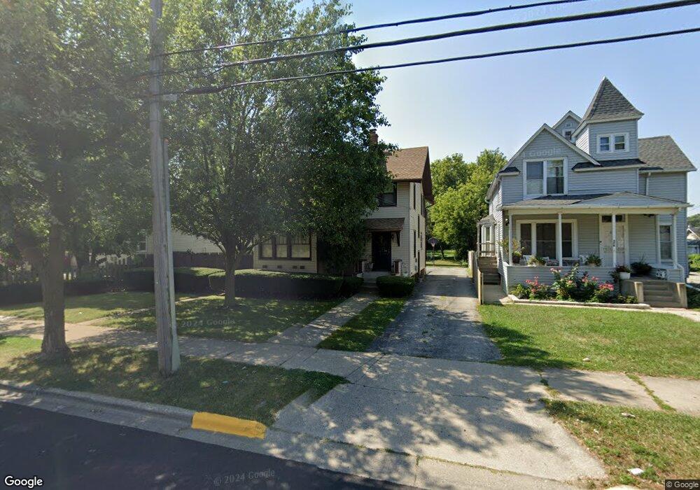 304 N Butrick St, Waukegan, IL 60085 - photo 1