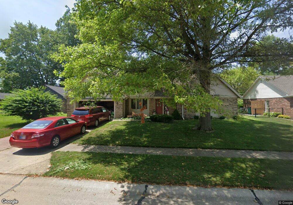 150 Williamsburg Ln, Franklin, IN 46131 - photo 1