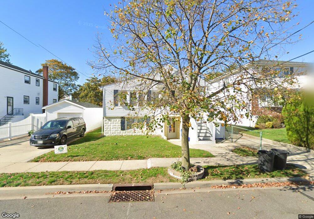 76 2nd Ave unit Lower, East Rockaway, NY 11518 - photo 1