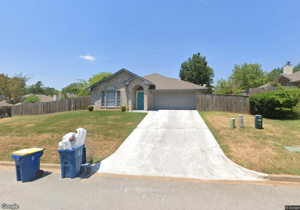 1301 Birch Ln, Kilgore, TX 75662 - photo 1