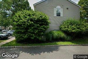 8 Perrin Place, Saddle River, NJ 07458