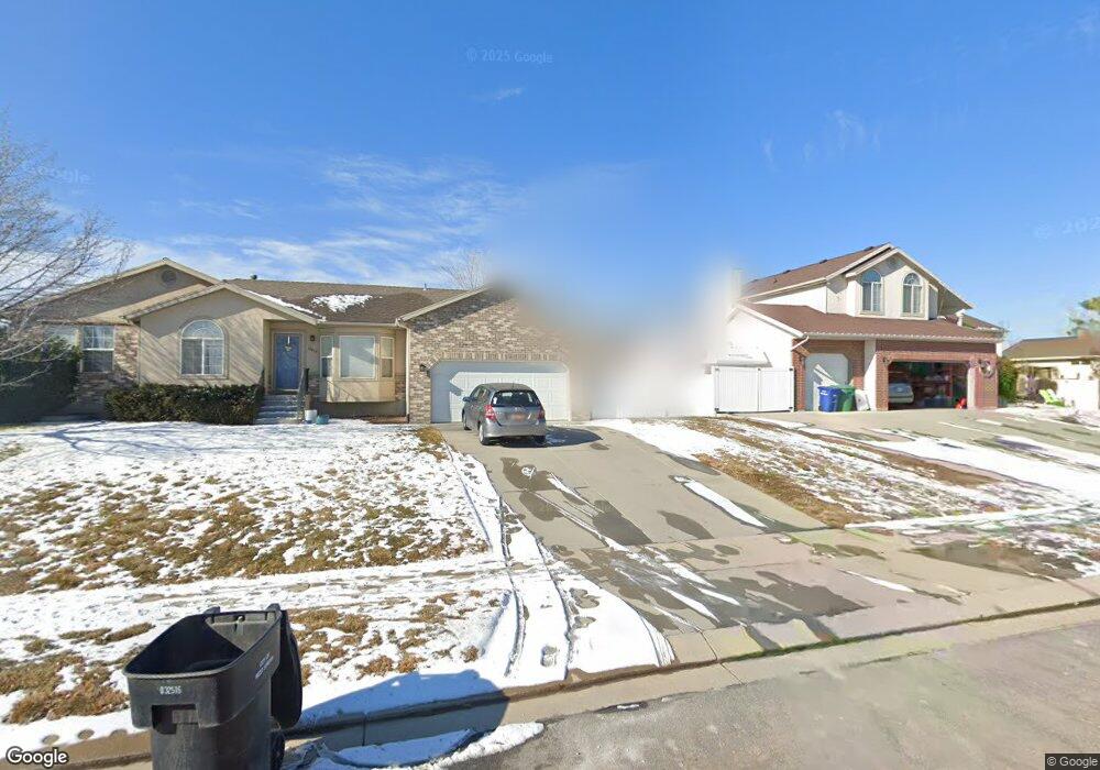 8418 S 1950 W, West Jordan, UT 84088 - photo 1