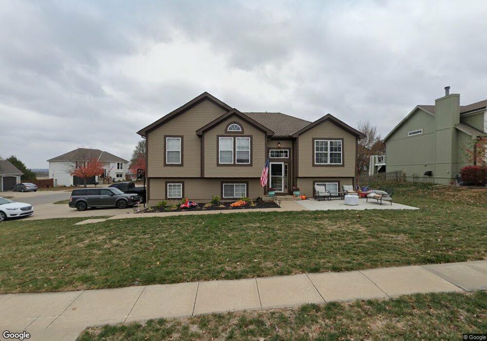 23601 W 58th Terrace, Shawnee, KS 66226 - photo 1