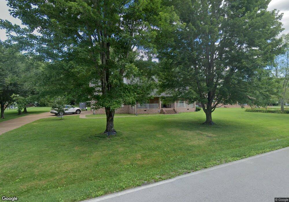 370 Deerfield Cir, Manchester, TN 37355 - photo 1