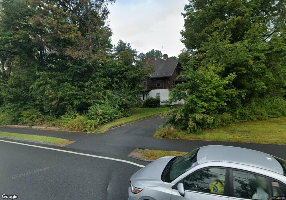 117 Northampton Rd unit 6, Amherst, MA 01002 - photo 1