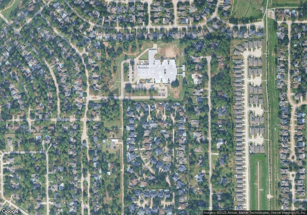 11814 Rue la Fontaine Dr, Tomball, TX 77377 - photo 1