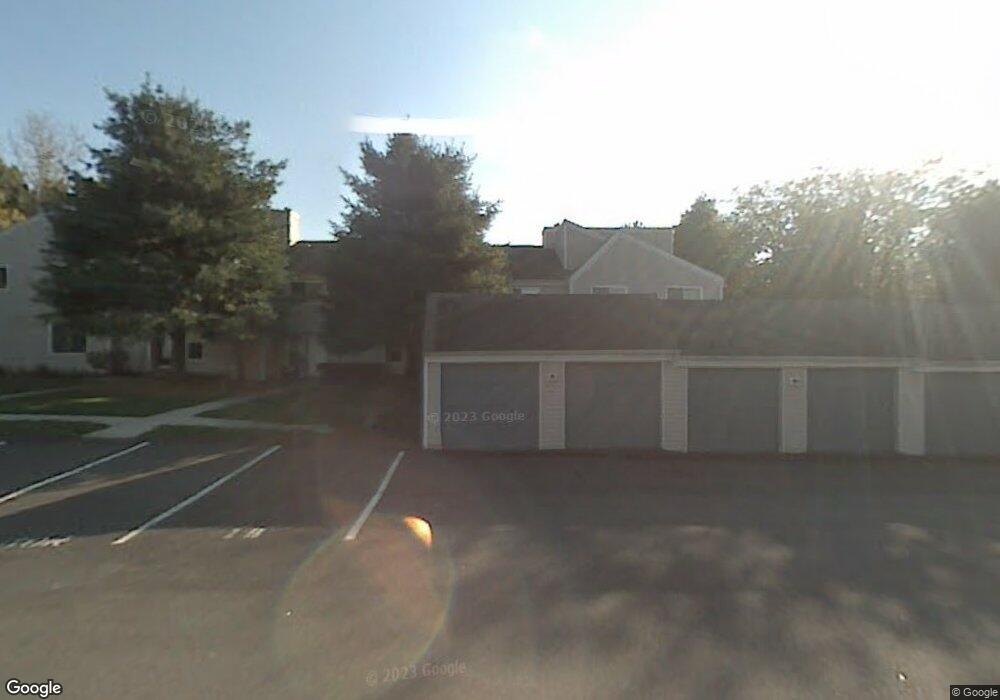 4 Watch Hill Cir, Cromwell, CT 06416 - photo 1