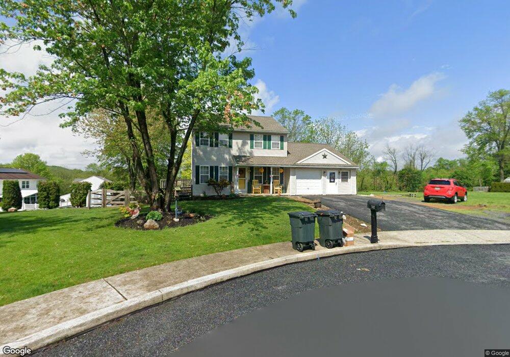 742 Washington St, Shoemakersville, PA 19555 - photo 1