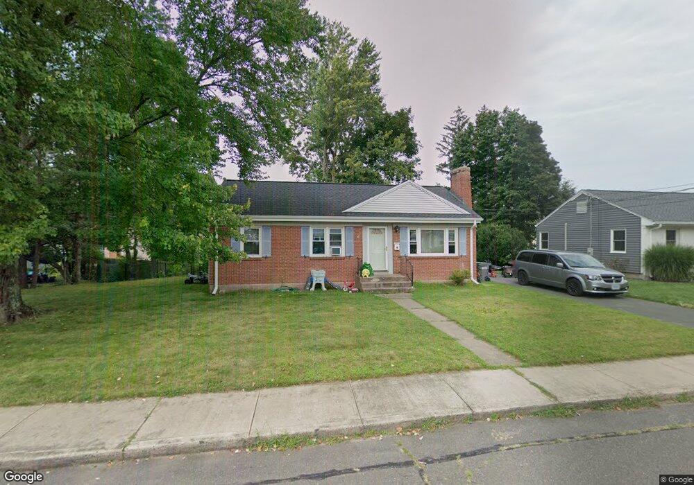 56 Sherwood Cir, Manchester, CT 06042 - photo 1