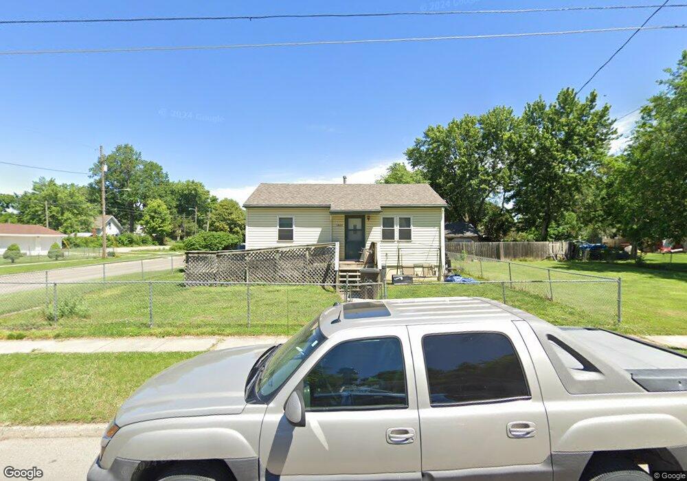 2600 Lyon St, Des Moines, IA 50317 - photo 1