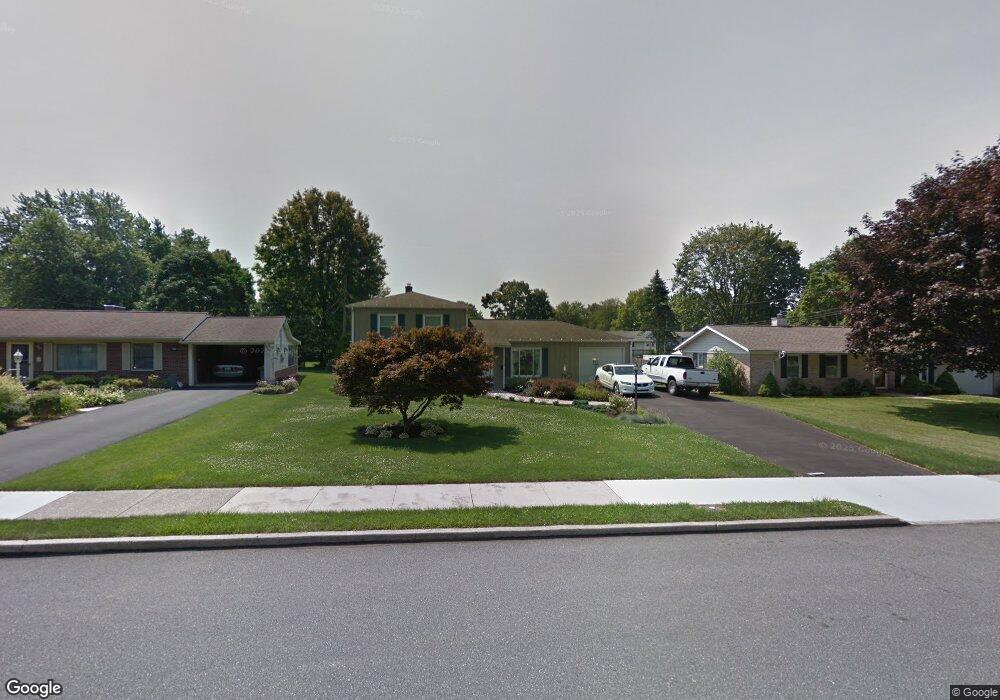 510 E Hemlock St, Palmyra, PA 17078 - photo 1