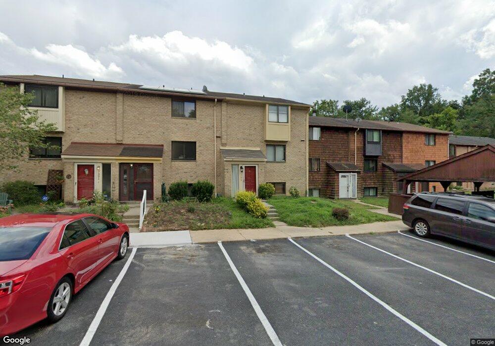 7395 Hickory Log Cir, Columbia, MD 21045 - photo 1