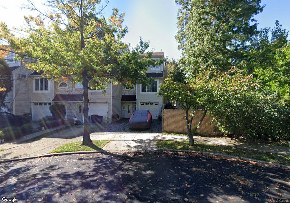 106 Seguine Place, Staten Island, NY 10312 - photo 1