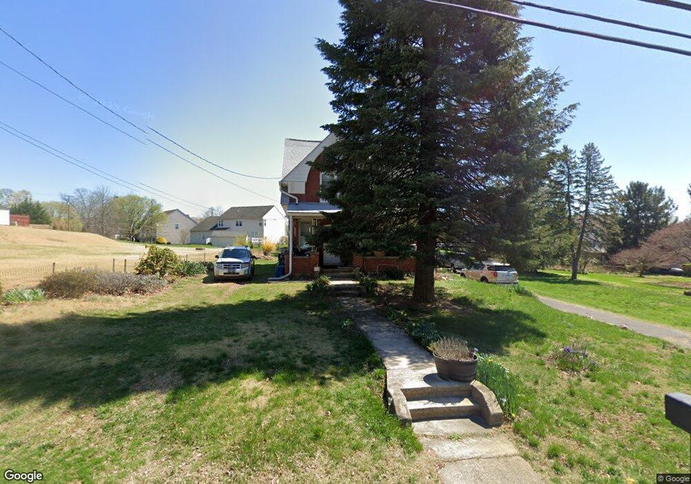 1251 Shelbourne Rd, Reading, PA 19606 - photo 1