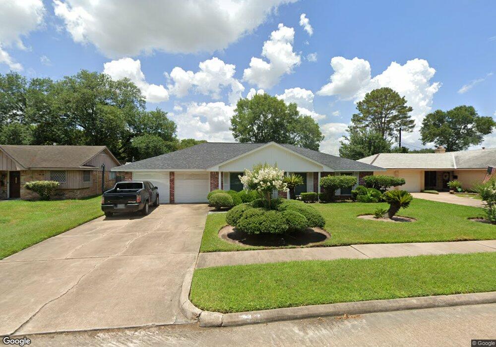 8311 Lettie St, Houston, TX 77075 - photo 1