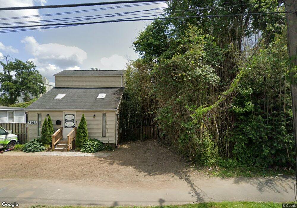 7149 Shreve Rd, Falls Church, VA 22043 - photo 1