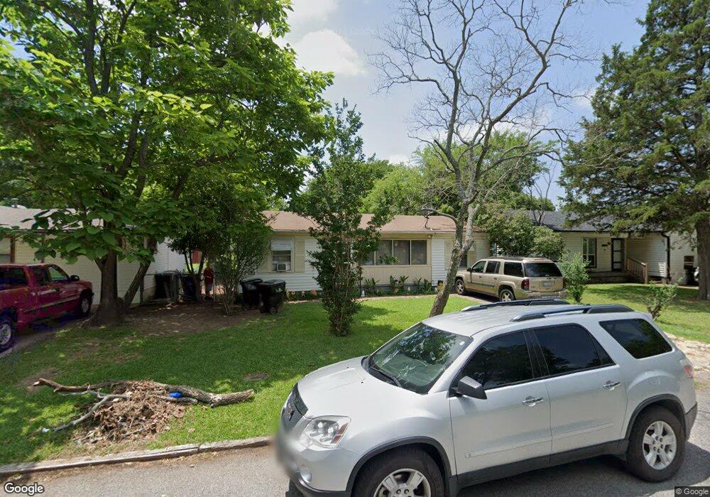 1218 W Day St, Denison, TX 75020 - photo 1