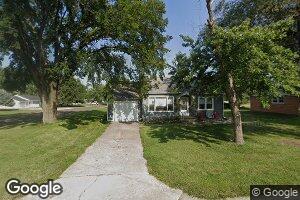 313 N 10th St, Seneca, KS 66538