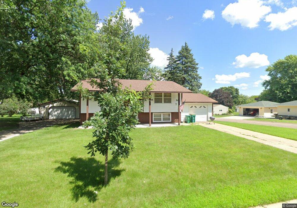 2002 Grand Ave, Albert Lea, MN 56007 - photo 1