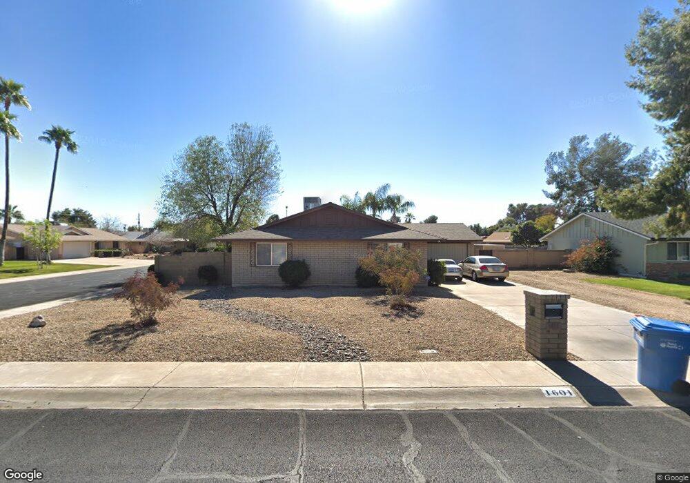 1601 W Seldon Way, Phoenix, AZ 85021 - photo 1