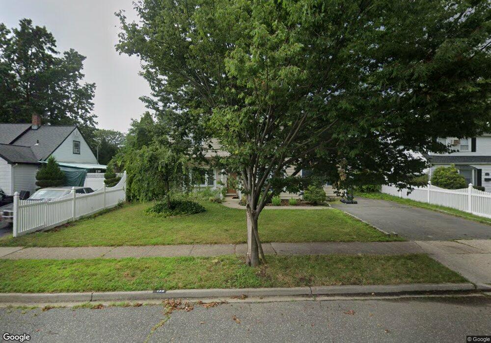 138 Spring Ln, Levittown, NY 11756 - photo 1