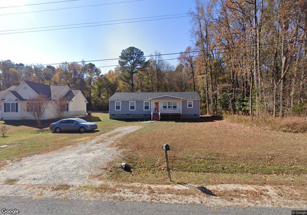 752 Monument Dr, Montross, VA 22520 - photo 1