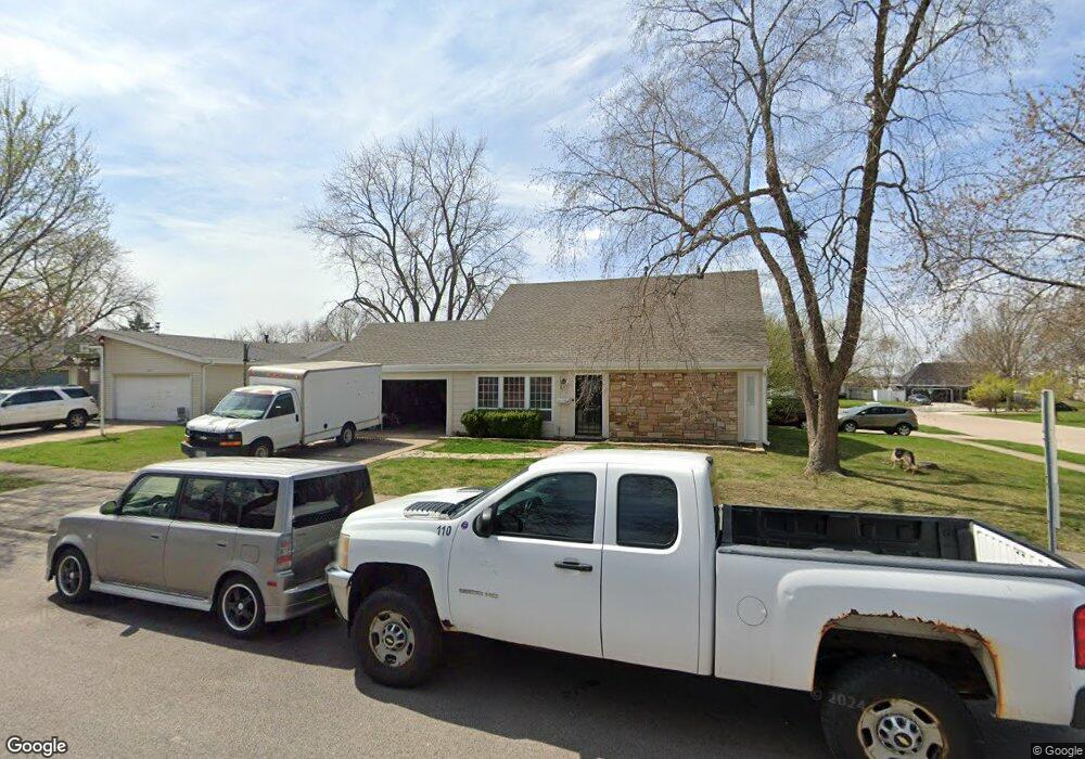 1249 Appletree Ln, Aurora, IL 60506 - photo 1