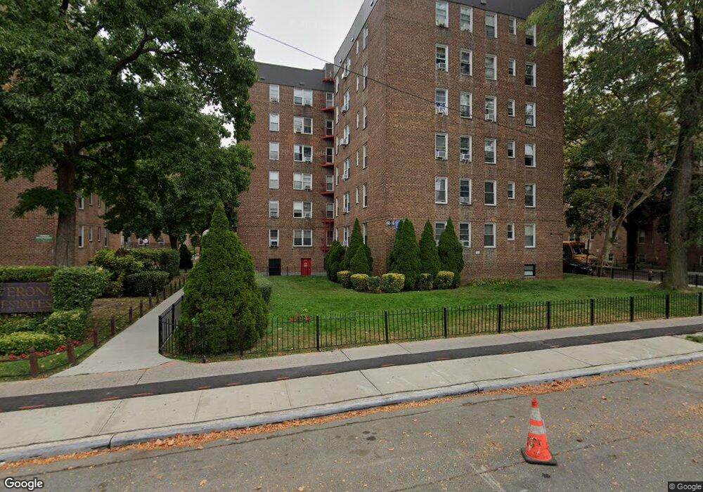 65-15 Yellowstone Blvd unit 2F, Forest Hills, NY 11375 - photo 1