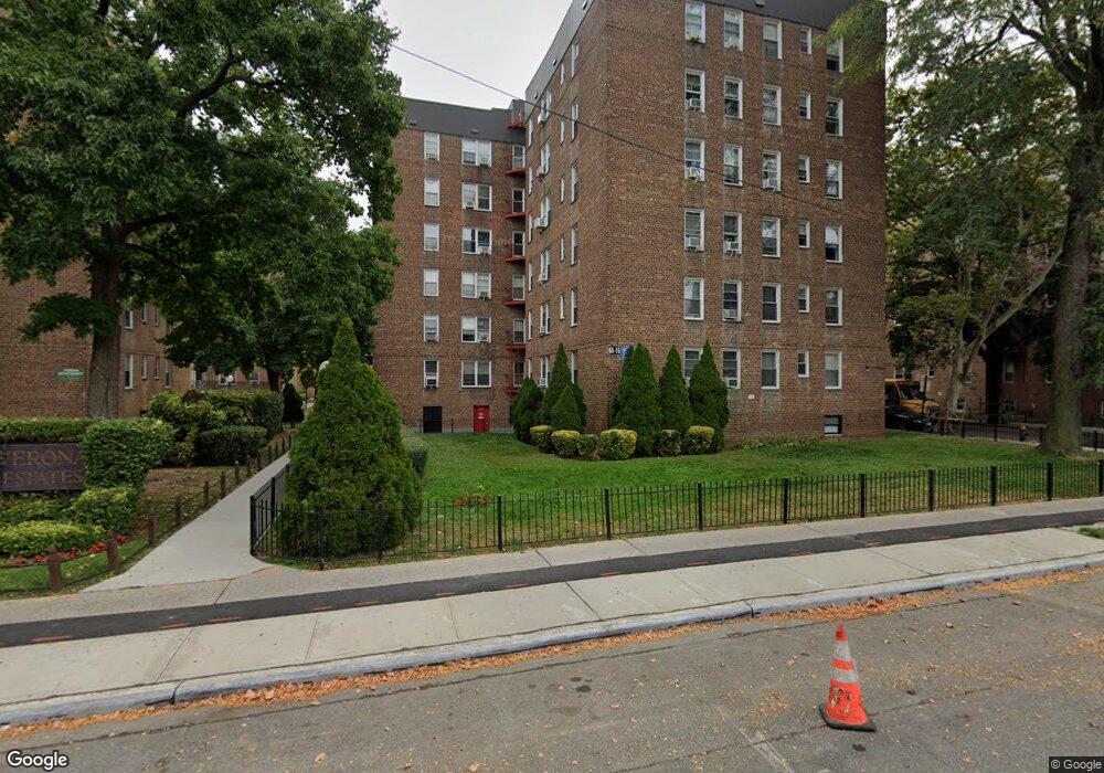 65-15 Yellowstone Blvd unit 3 G, Forest Hills, NY 11375 - photo 1