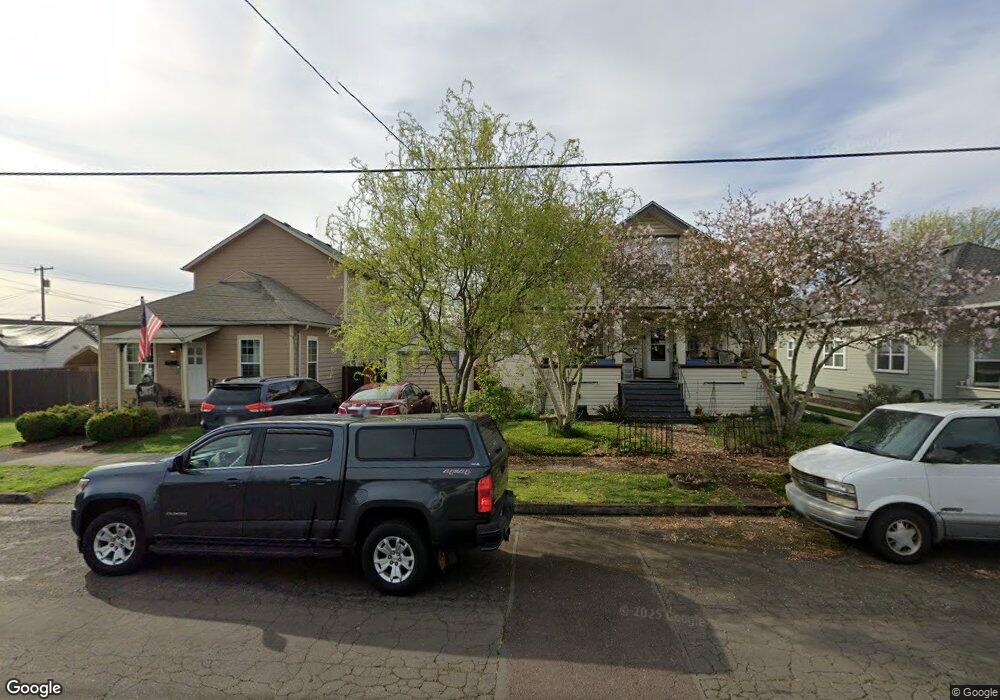 1138 10th Ave SW, Albany, OR 97321 - photo 1