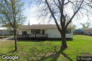 328 S Queen St, Welch, OK 74369