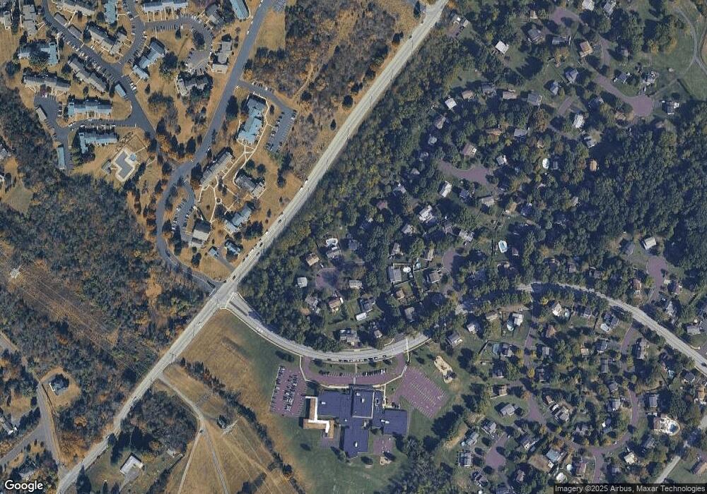 1992 Bishopwood Blvd W, Harleysville, PA 19438 - photo 1