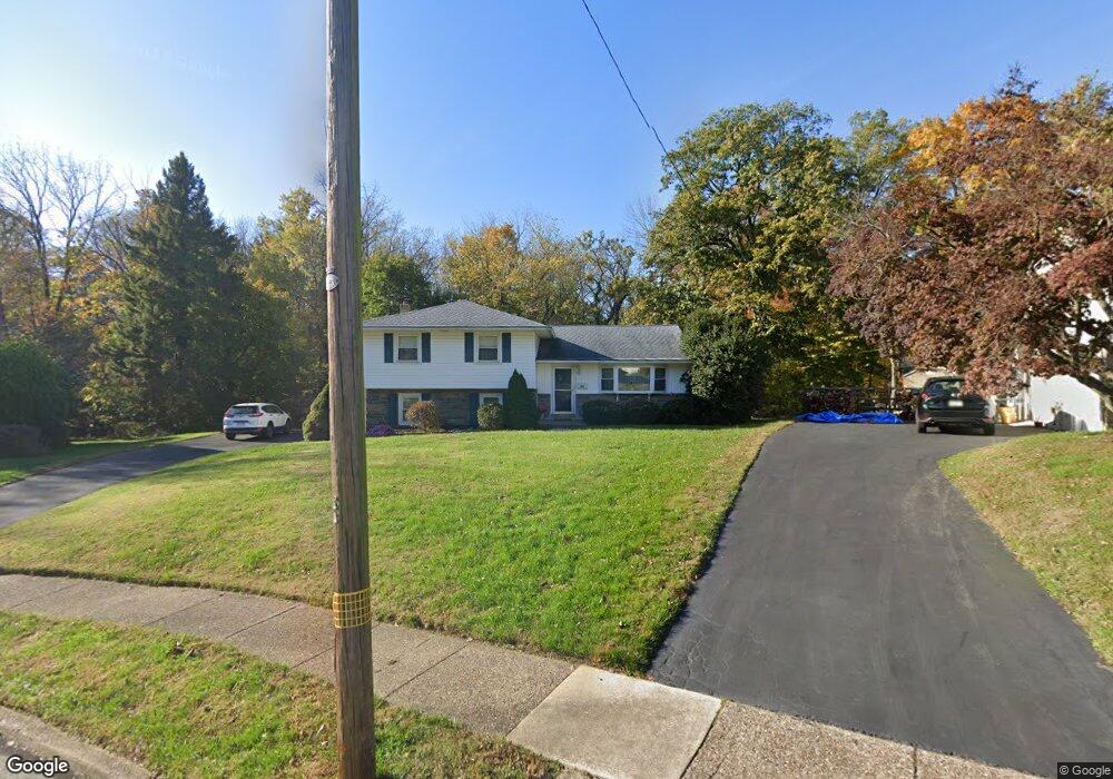 301 N Lehigh Cir, Swarthmore, PA 19081 - photo 1