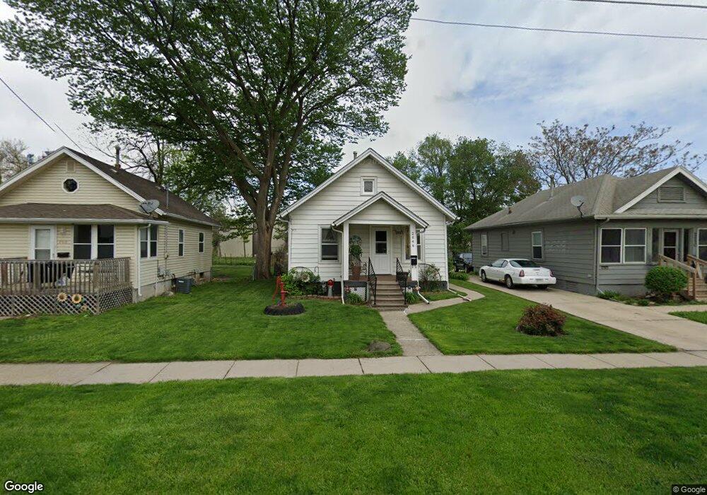 2046 Maple St, Des Moines, IA 50317 - photo 1