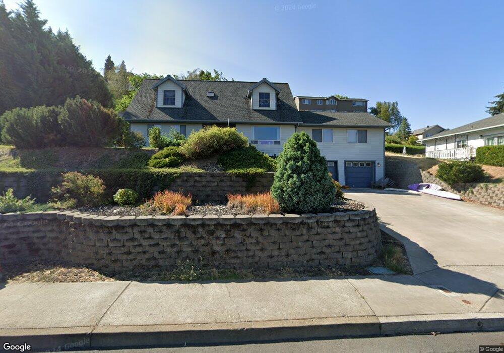 1626 E 19th St, the Dalles, OR 97058 - photo 1