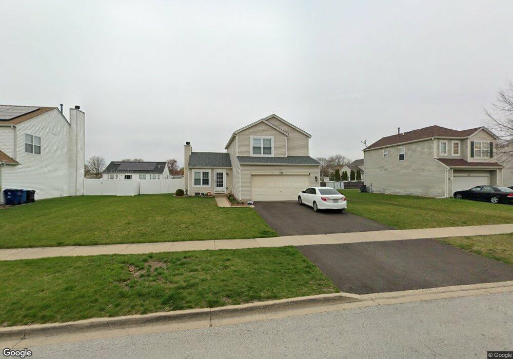 766 N Commonwealth Ave, Aurora, IL 60506 - photo 1