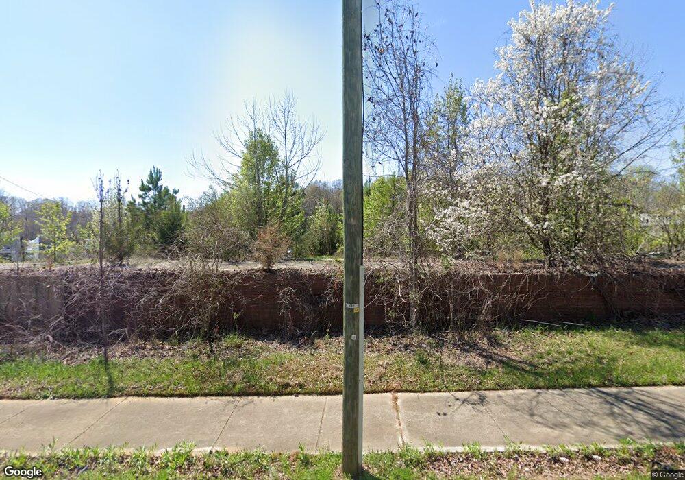 702 S Chatham Ave, Siler City, NC 27344 - photo 1