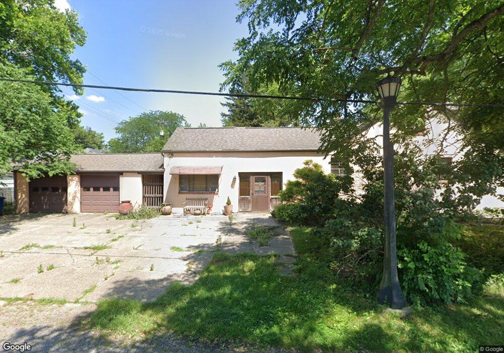 458 Arden Rd, Columbus, OH 43214 - photo 1