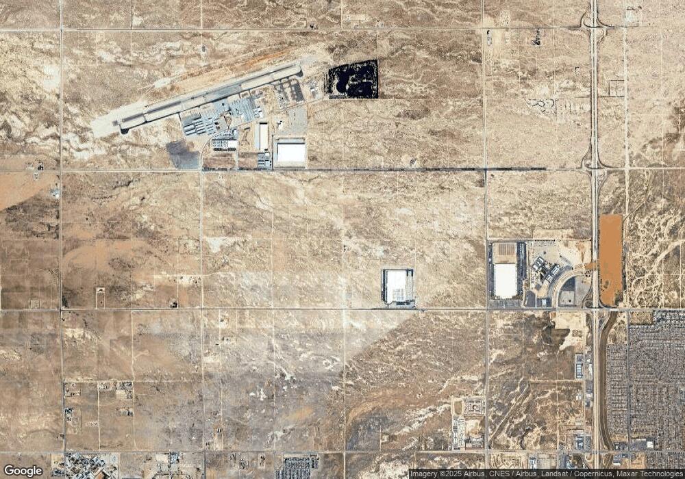 145 Vac Vic Avenue G8 145 Ste, Lancaster, CA 02113 - photo 1