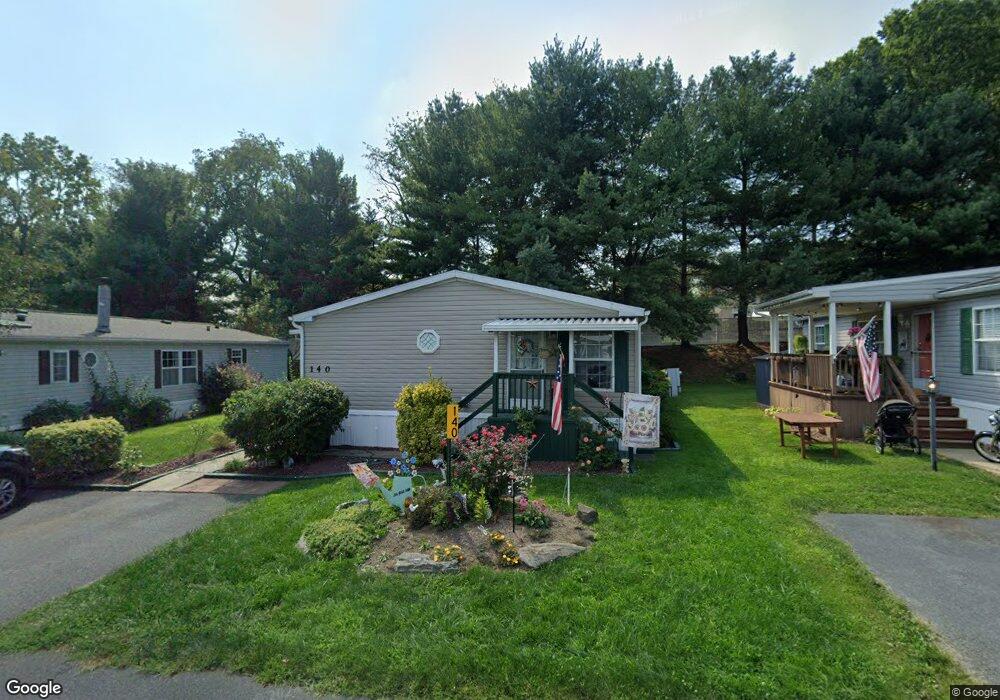 140 Greenbriar Cir, Lancaster, PA 17603 - photo 1